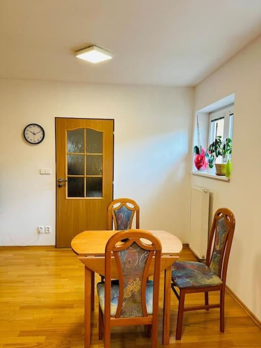 Family-Friendly Prague 5 Stay Esterno foto