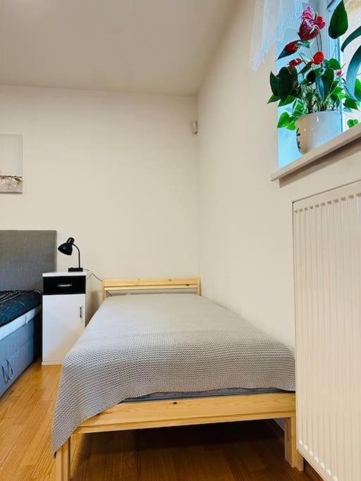 Family-Friendly Prague 5 Stay Esterno foto
